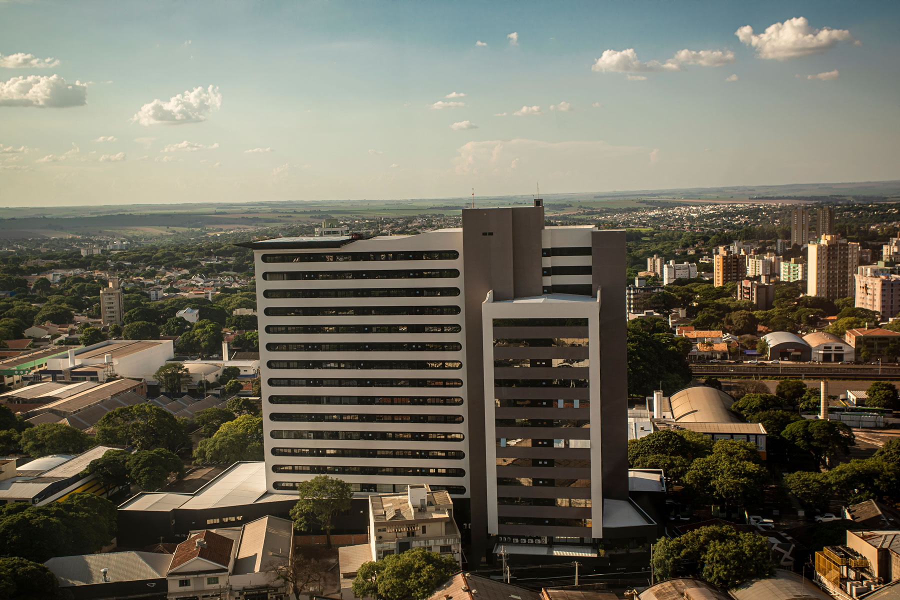 Empreendimento comercial de alto padrão